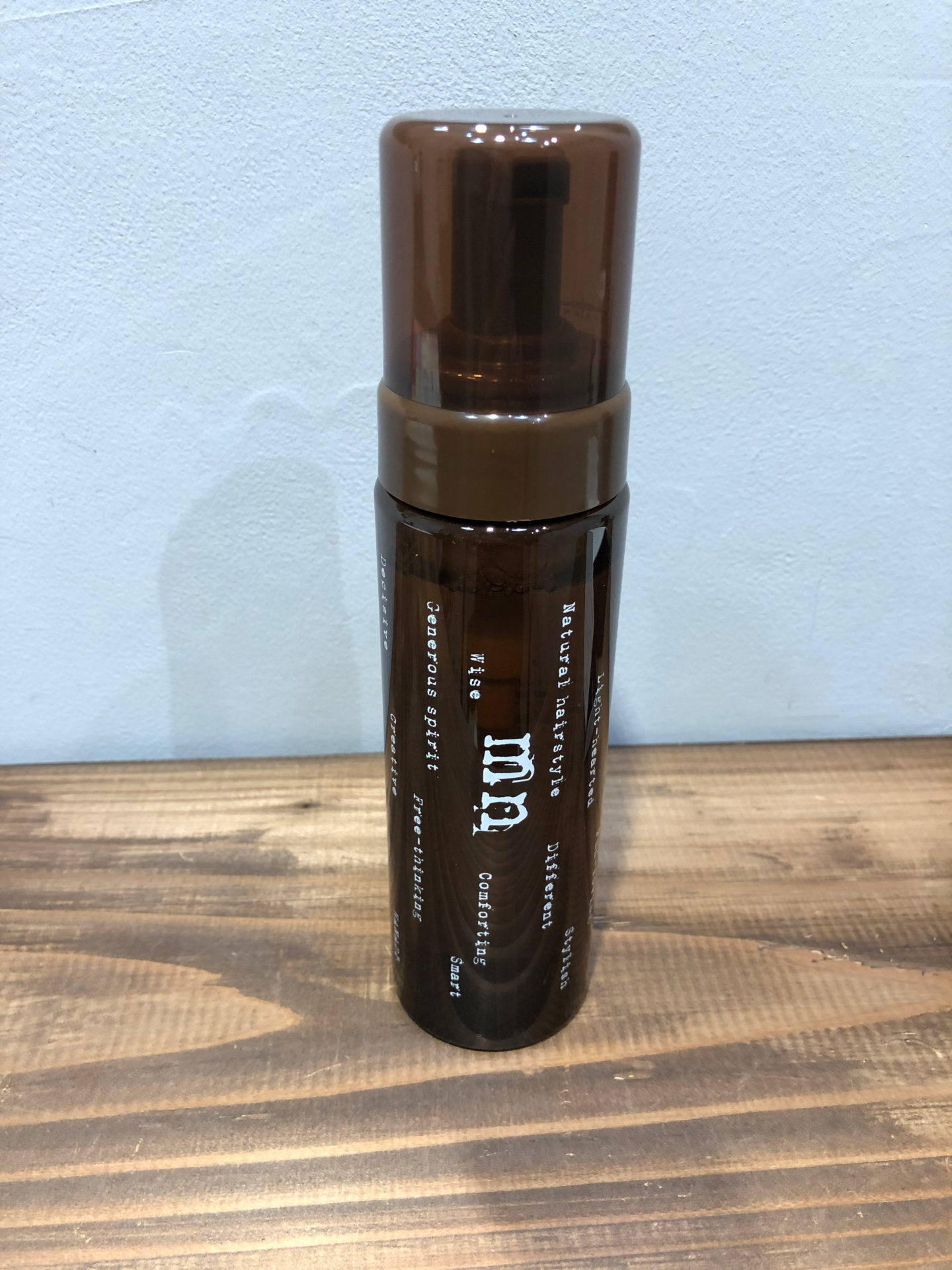 メンズ オススメ パリッとしない束感スタイリング剤 モデニカ